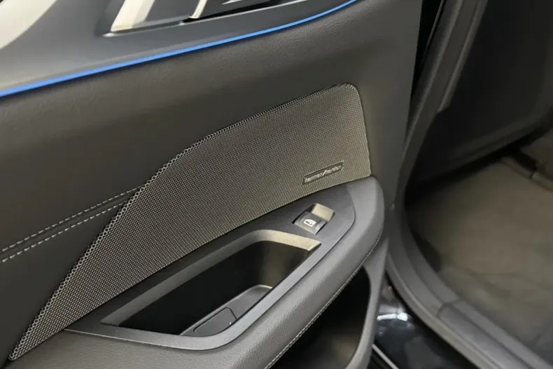 BMW i4 din 2024 cu 20.432 km - oferta BMW160563 - foto 19