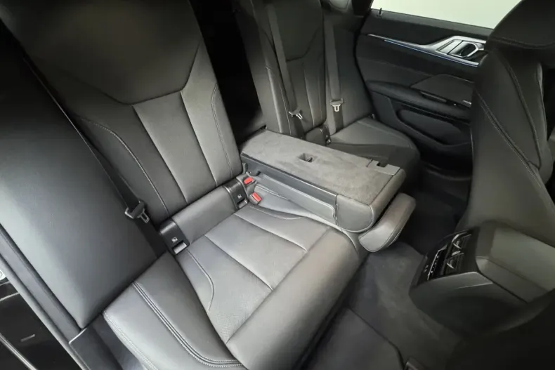 BMW i4 din 2024 cu 20.432 km - oferta BMW160563 - foto 26