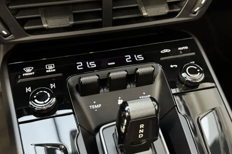 Porsche 992 din 2025 cu 8.250 km - oferta POR160564 - foto 19