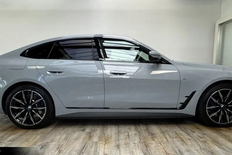 BMW i4 din 2024 cu 14.094 km - oferta BMW160566 - foto 3