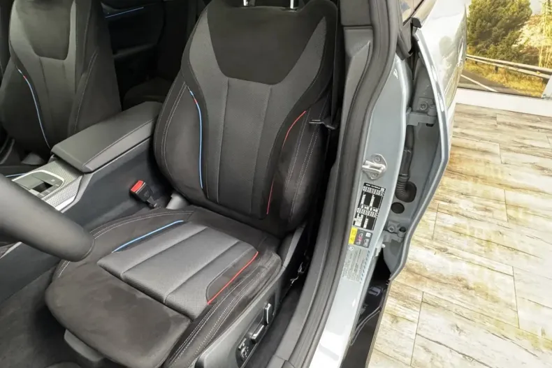 BMW i4 din 2024 cu 14.094 km - oferta BMW160566 - foto 12