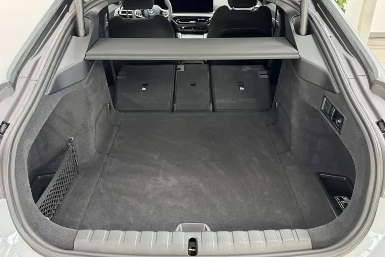 BMW i4 din 2024 cu 14.094 km - oferta BMW160566 - foto 21
