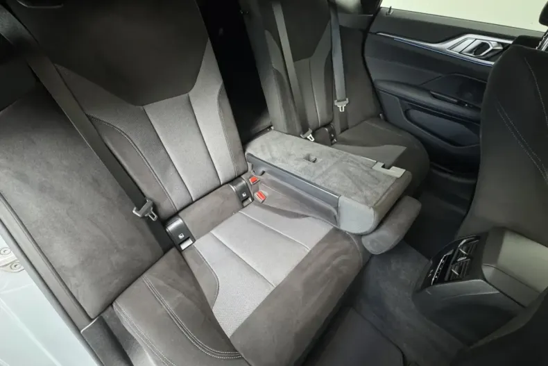 BMW i4 din 2024 cu 14.094 km - oferta BMW160566 - foto 25