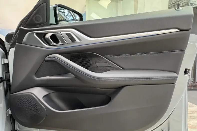 BMW i4 din 2024 cu 14.094 km - oferta BMW160566 - foto 36