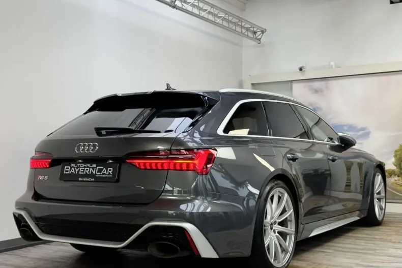 Audi RS6 din 2023 cu 45.433 km - oferta AUD160574 - foto 6