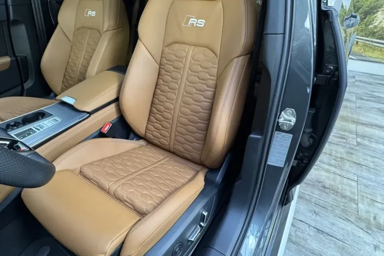 Audi RS6 din 2023 cu 45.433 km - oferta AUD160574 - foto 15