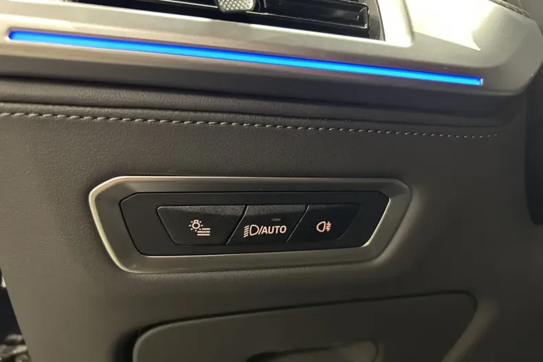 BMW XM din 2024 cu 14.949 km - oferta BMW160576 - foto 36