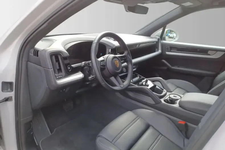 Porsche Cayenne din 2024 cu 12.319 km - oferta POR160577 - foto 3