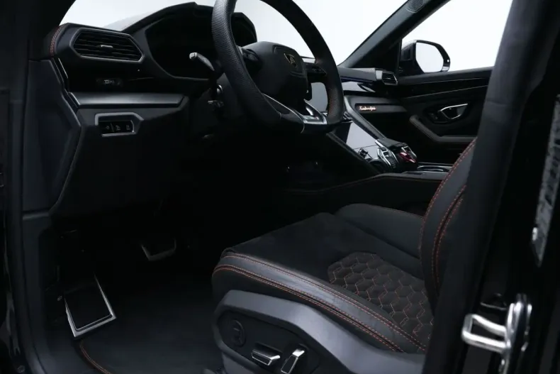 Lamborghini Urus din 2023 cu 6.200 km - oferta LAM160583 - foto 9