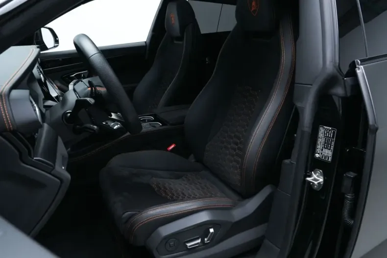 Lamborghini Urus din 2023 cu 6.200 km - oferta LAM160583 - foto 12