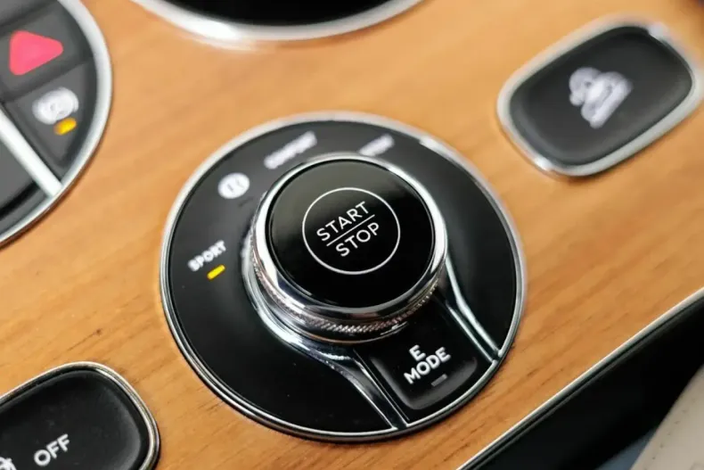 Bentley Bentayga din 2024 cu 6.178 km - oferta BEN160585 - foto 33