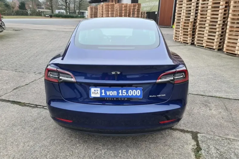 Tesla Model 3 din 2023 cu 18.500 km - oferta TES160590 - foto 4