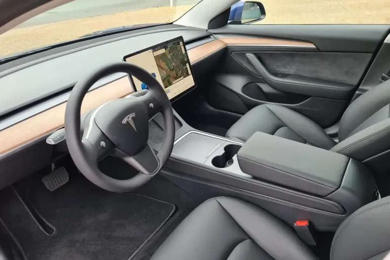 Tesla Model 3 din 2023 cu 18.500 km - oferta TES160590 - foto 13