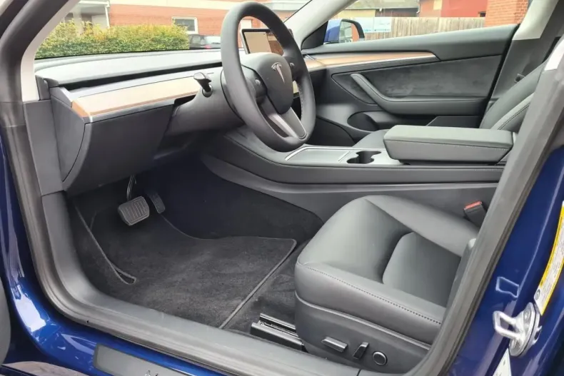 Tesla Model 3 din 2023 cu 18.500 km - oferta TES160590 - foto 14