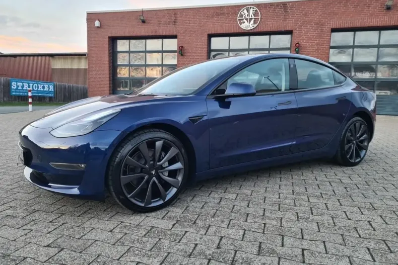 Tesla Model 3 din 2023 cu 18.500 km - oferta TES160590 - foto 16