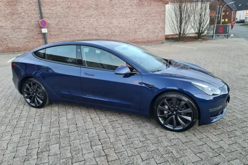 Tesla Model 3 din 2023 cu 18.500 km - oferta TES160590 - foto 18