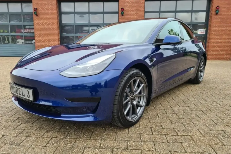 Tesla Model 3 din 2023 cu 18.500 km - oferta TES160590 - foto 21