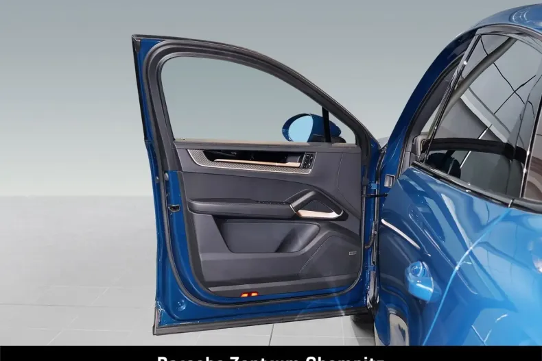 Porsche Cayenne din 2023 cu 14.160 km - oferta POR160592 - foto 10