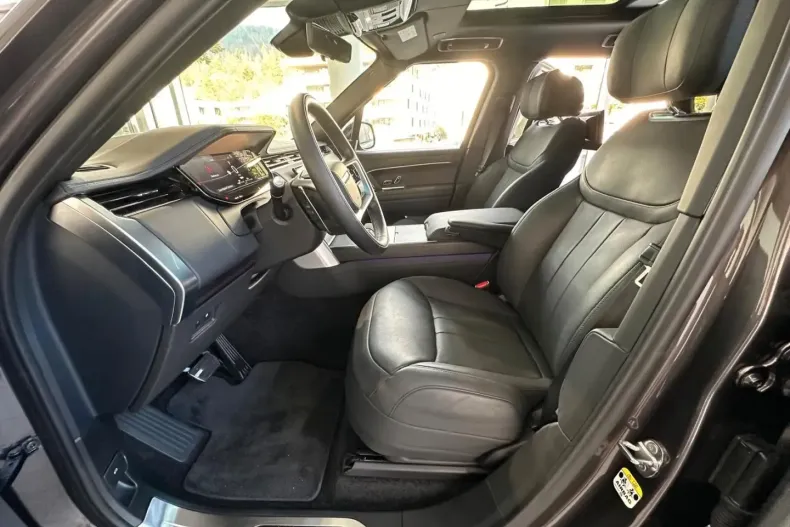 Land Rover Range Rover din 2024 cu 24.000 km - oferta LAN160593 - foto 17