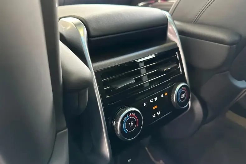 Land Rover Range Rover din 2024 cu 24.000 km - oferta LAN160593 - foto 25