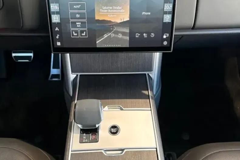 Land Rover Range Rover din 2024 cu 24.000 km - oferta LAN160593 - foto 28