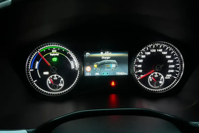 Hyundai SANTA FE din 2023 cu 78.555 km - oferta HYU160601 - foto 8