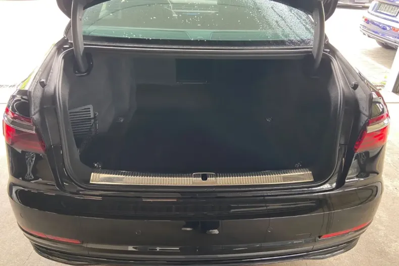 Audi A8 din 2023 cu 104.600 km - oferta AUD160609 - foto 16