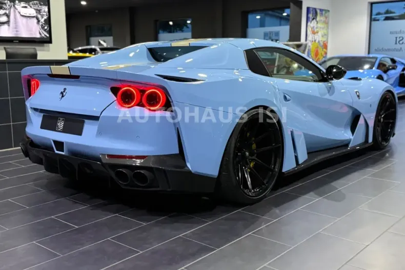 Ferrari 812 din 2022 cu 2.490 km - oferta FER160611 - foto 8
