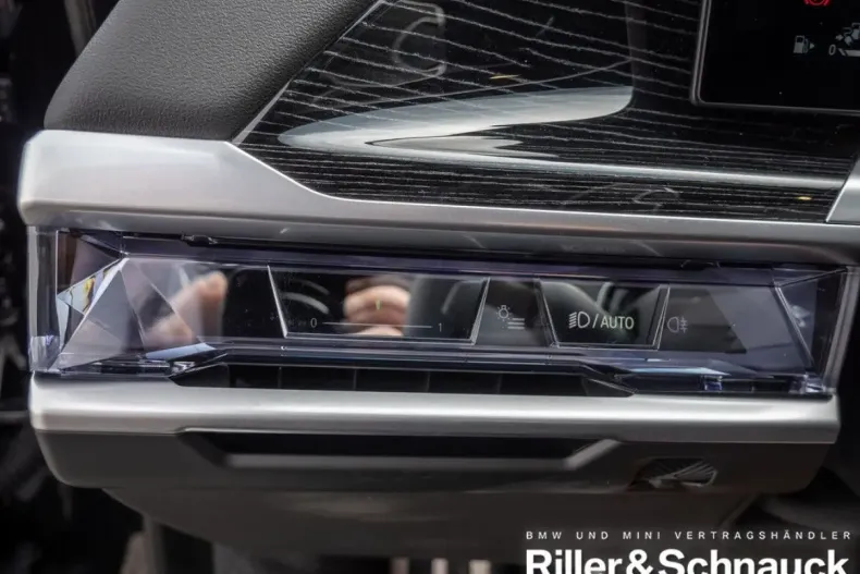 BMW 750 din 2024 cu 16.349 km - oferta BMW160615 - foto 20