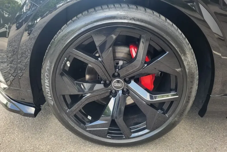 Audi Q8 din 2023 cu 4.200 km - oferta AUD160616 - foto 11