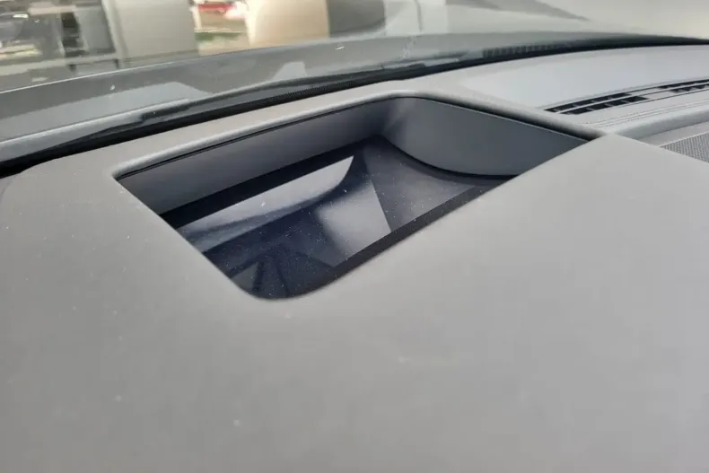 Audi Q8 din 2023 cu 4.200 km - oferta AUD160616 - foto 12