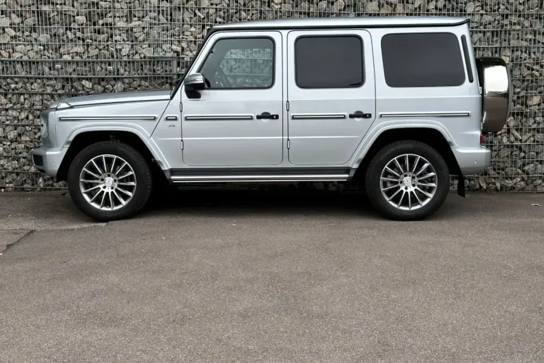 Mercedes-Benz G 500 din 2024 cu 7.900 km - oferta MER160619 - foto 3