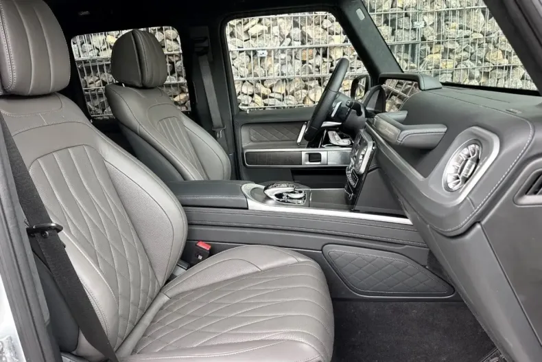 Mercedes-Benz G 500 din 2024 cu 7.900 km - oferta MER160619 - foto 5