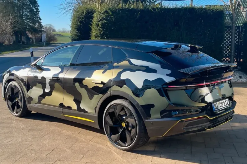 Lotus Eletre din 2024 cu 2.200 km - oferta LOT160621 - foto 2