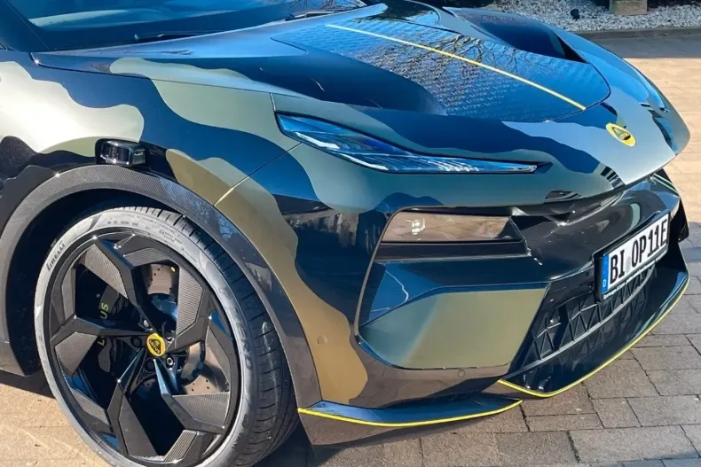 Lotus Eletre din 2024 cu 2.200 km - oferta LOT160621 - foto 4