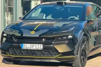 Lotus Eletre din 2024 cu 2.200 km - oferta LOT160621 - foto 9