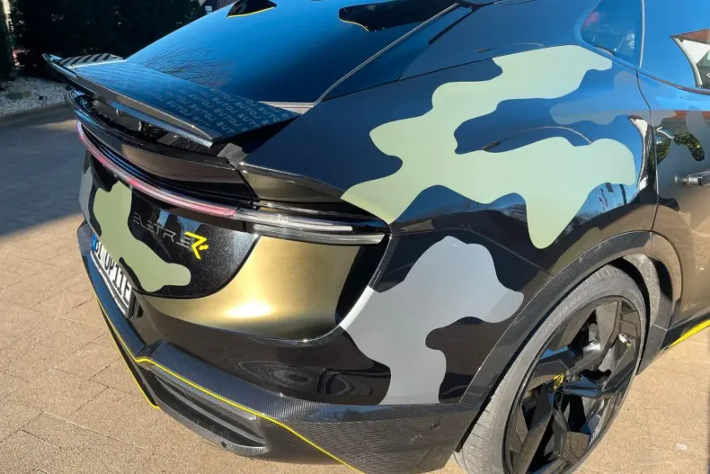 Lotus Eletre din 2024 cu 2.200 km - oferta LOT160621 - foto 14