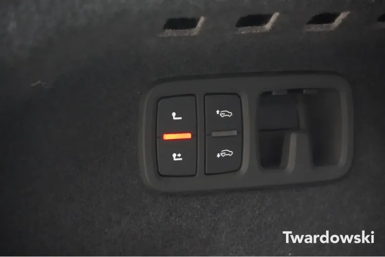 Audi RSQ8 din 2024 cu 11.157 km - oferta AUD160637 - foto 18