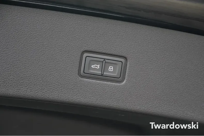 Audi RSQ8 din 2024 cu 11.157 km - oferta AUD160637 - foto 20