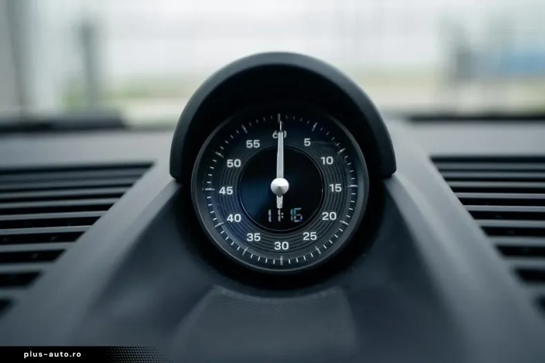 Porsche 992 din 2023 cu 16.200 km - oferta POR160641 - foto 23