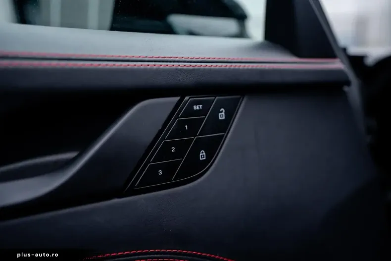 Porsche 992 din 2023 cu 12.600 km - oferta POR160642 - foto 22