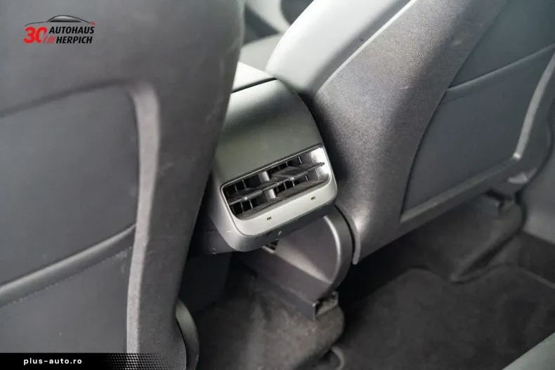 Tesla Model Y din 2023 cu 55.725 km - oferta TES160645 - foto 12