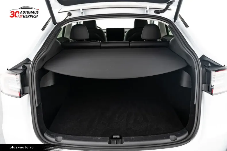 Tesla Model Y din 2023 cu 55.725 km - oferta TES160645 - foto 13