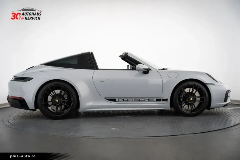 Porsche 992 din 2023 cu 9.963 km - oferta POR160647 - foto 6