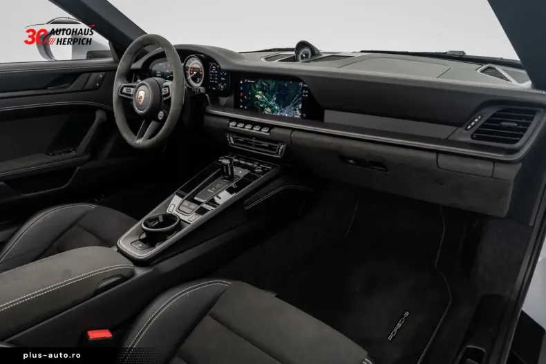 Porsche 992 din 2023 cu 9.963 km - oferta POR160647 - foto 12