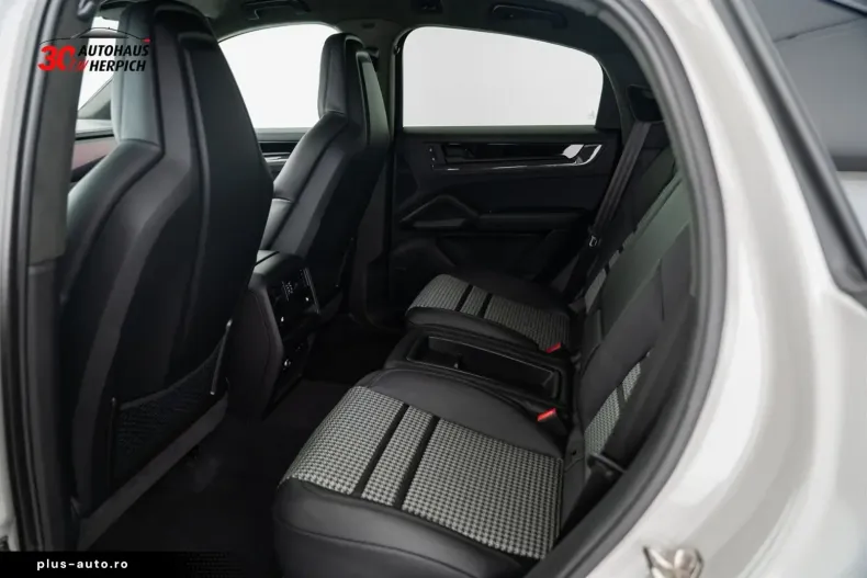 Porsche Cayenne din 2024 cu 9.990 km - oferta POR160648 - foto 15
