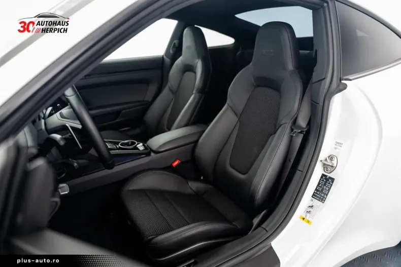 Porsche 992 din 2023 cu 9.582 km - oferta POR160651 - foto 11