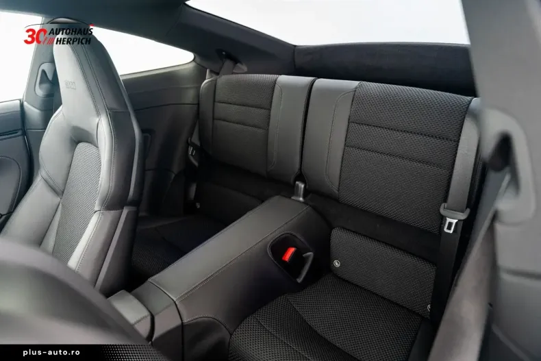 Porsche 992 din 2023 cu 9.582 km - oferta POR160651 - foto 12