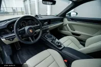 Porsche 992 din 2022 cu 2.000 km - oferta POR160654 - foto 3