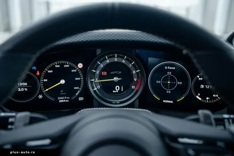 Porsche 992 din 2022 cu 2.000 km - oferta POR160654 - foto 15